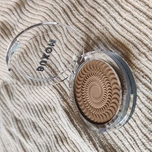 Buxom Bronzer in Backyard Bronze